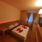 아파트 Aparthotel Rin Grand Residence 부쿠레슈티