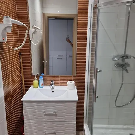 Aparthotel Rin Grand Residence דירה 4*