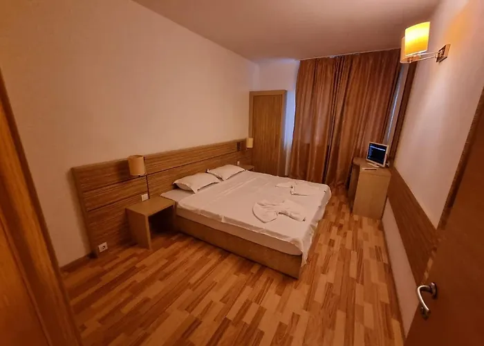 Aparthotel Rin Grand Residence アパート