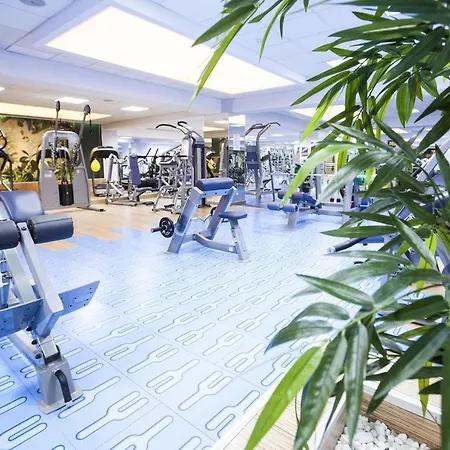 Aparthotel Rin Grand Residence Апартаменты